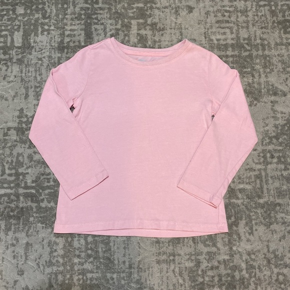 🔥4/20! Bundle of 5 girls T shirts, size 5T. - Picture 4 of 10